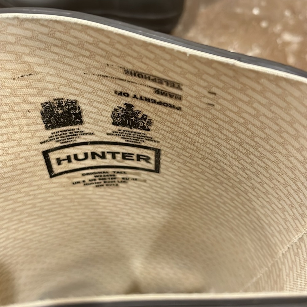 Hunter gray tall boots 10 female 9 male - Picture 3 of 3